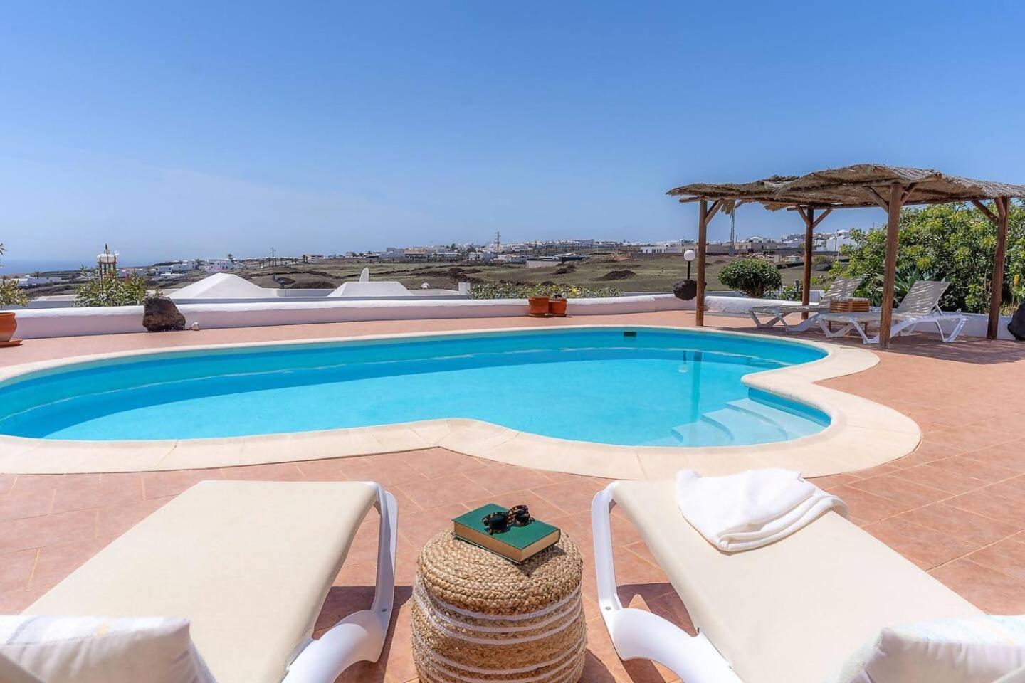 Amazing 3 Bedroom Ocean View With Pool Tías Dış mekan fotoğraf