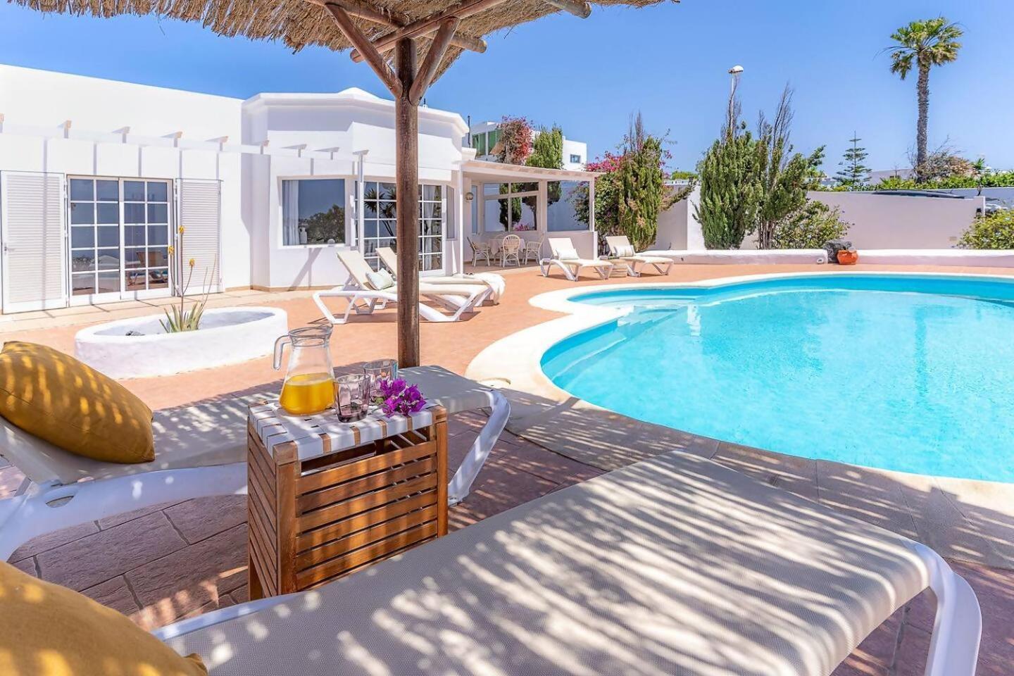 Amazing 3 Bedroom Ocean View With Pool Tías Dış mekan fotoğraf