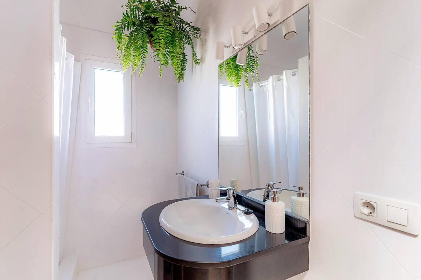 Amazing 3 Bedroom Ocean View With Pool Tías Dış mekan fotoğraf