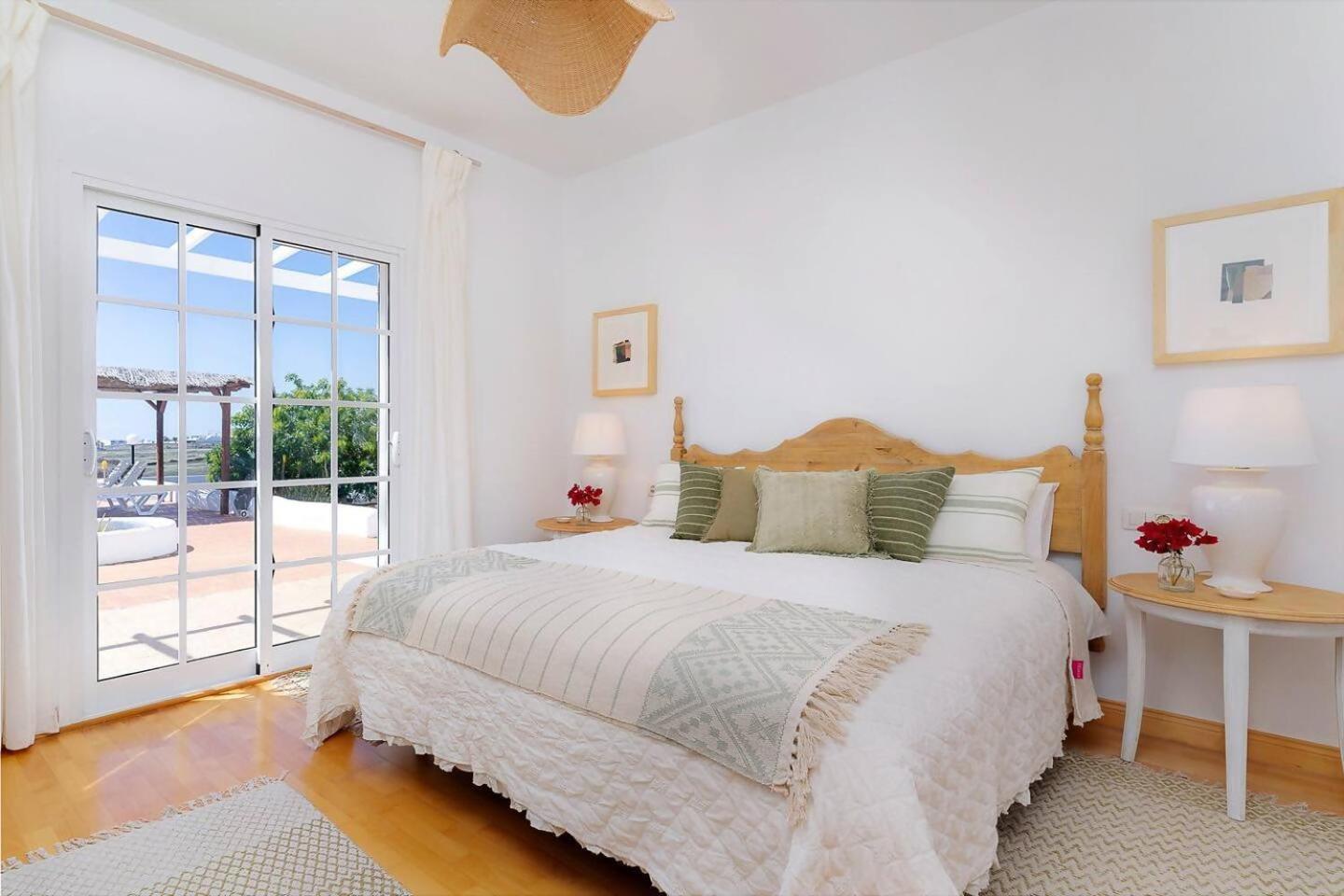 Amazing 3 Bedroom Ocean View With Pool Tías Dış mekan fotoğraf